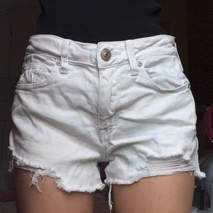 American Eagle white/blue jean short size 4